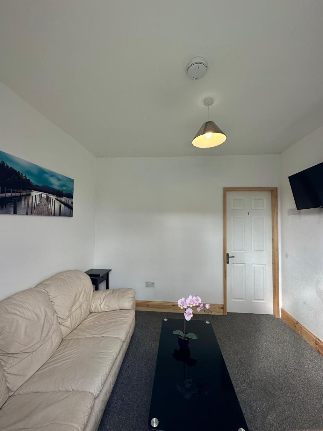 Browning House 3 Bedroom 6 Beds Long Or Short Stay Derby Eksteriør bilde