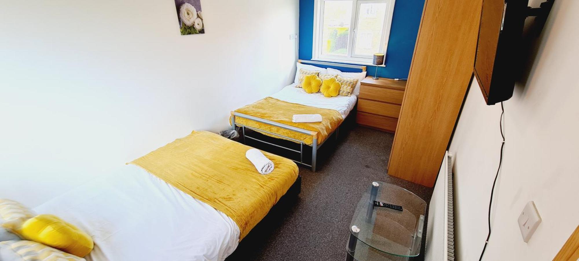 Browning House 3 Bedroom 6 Beds Long Or Short Stay Derby Eksteriør bilde