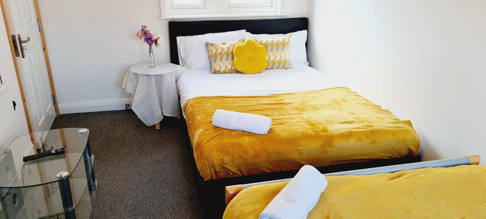 Browning House 3 Bedroom 6 Beds Long Or Short Stay Derby Eksteriør bilde